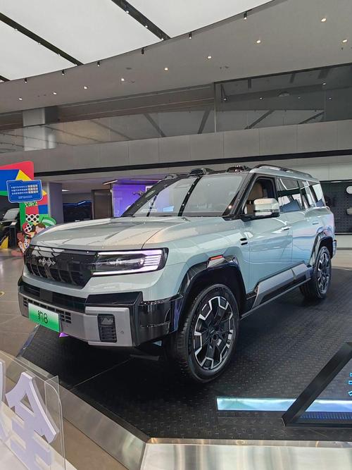 深圳25比亚迪方程豹硬派越野的爆款，英菲尼迪35周年与你共成长